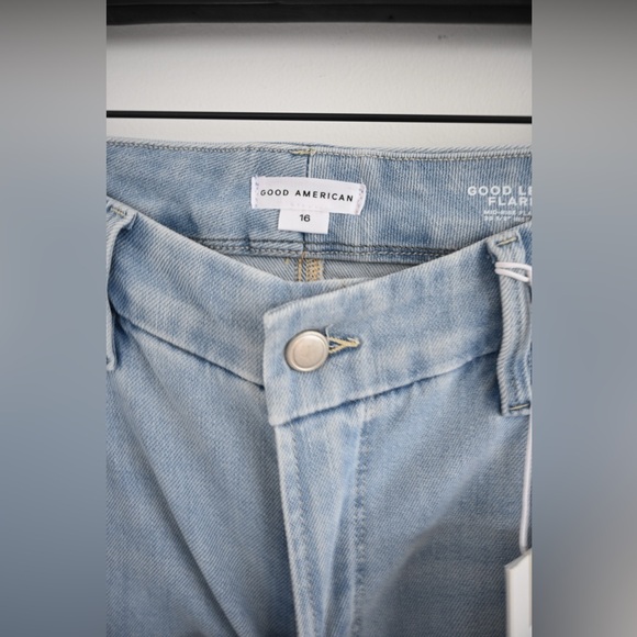 Good American Good Legs Flare NWT - Picture 9 of 11